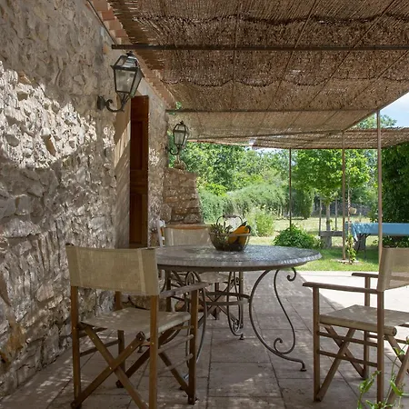 Mas Des Claparedes Lodge Montoulieu (Herault)
